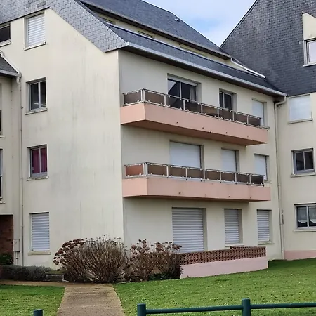 3 Pieces Avec Vue Sur Et Port