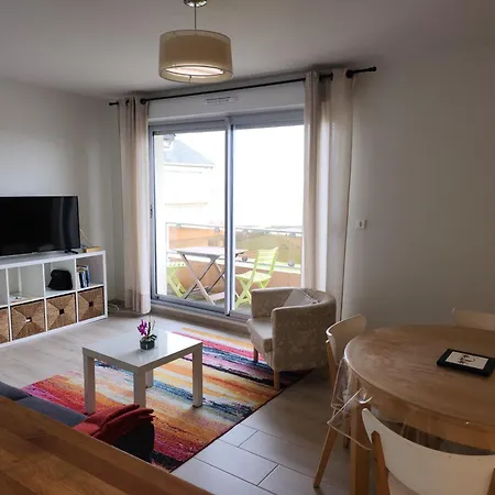 3 Pieces Avec Vue Sur Et Port *
